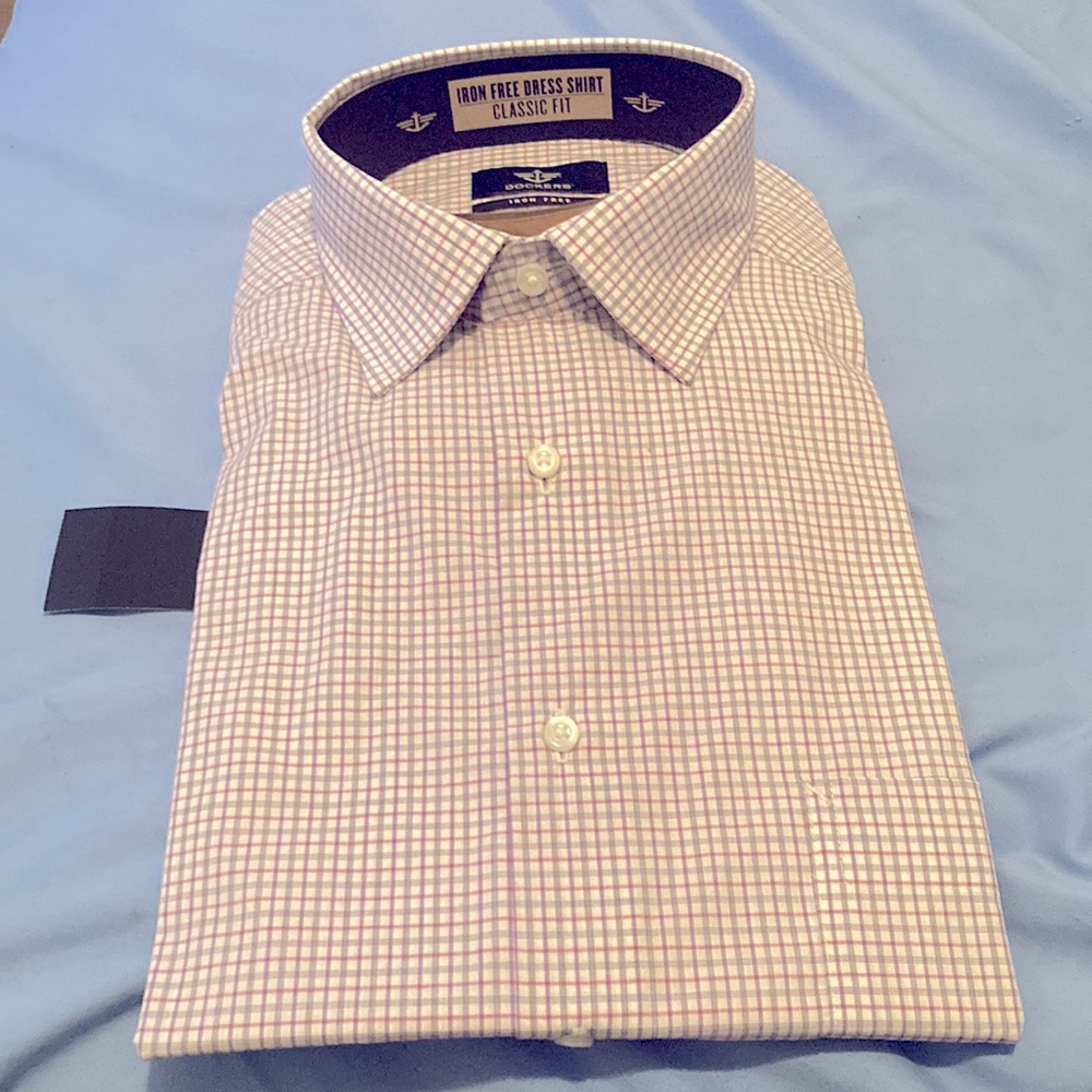 Dockers Medium Brand New 15 - 15 1/2